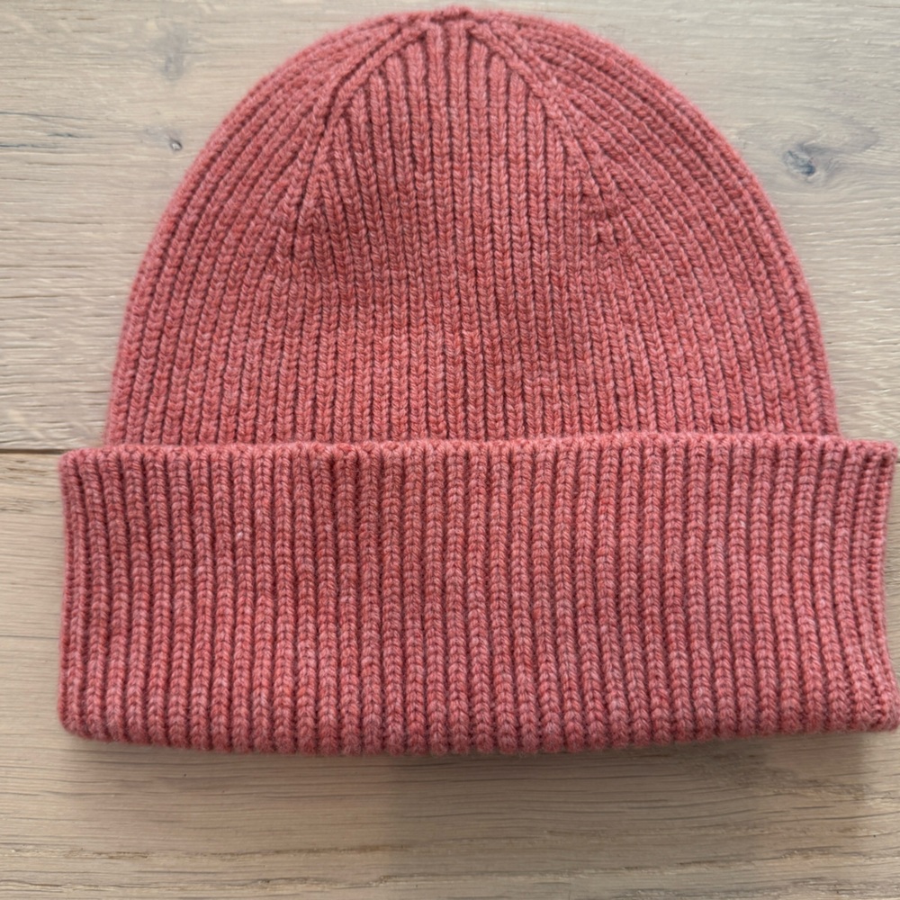 Colorful Standard merino wool beanie Rosewood